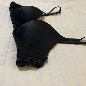 Black Victoria’s Secret Very Sexy Push Up Bra